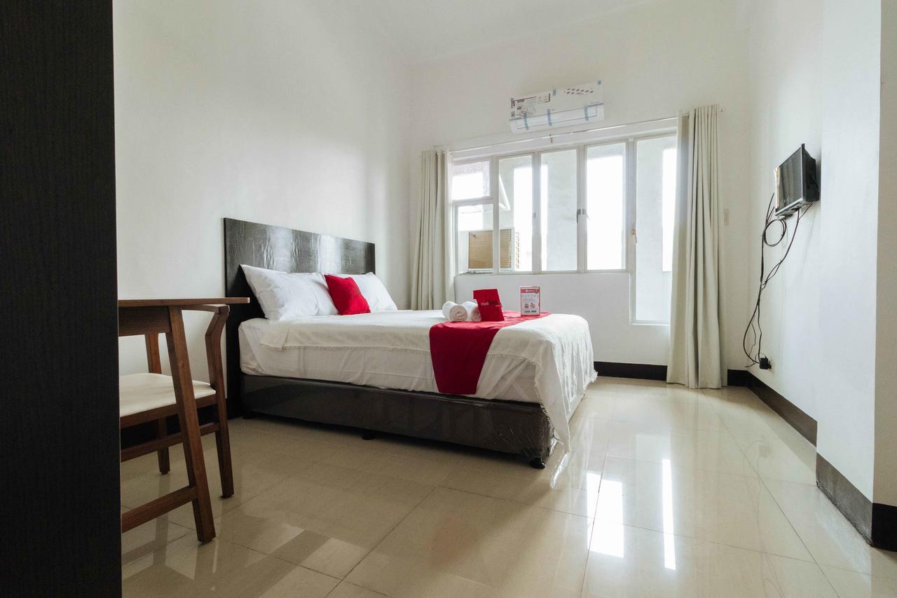 RedDoorz Plus at Banawe Quezon City Zewnętrze zdjęcie